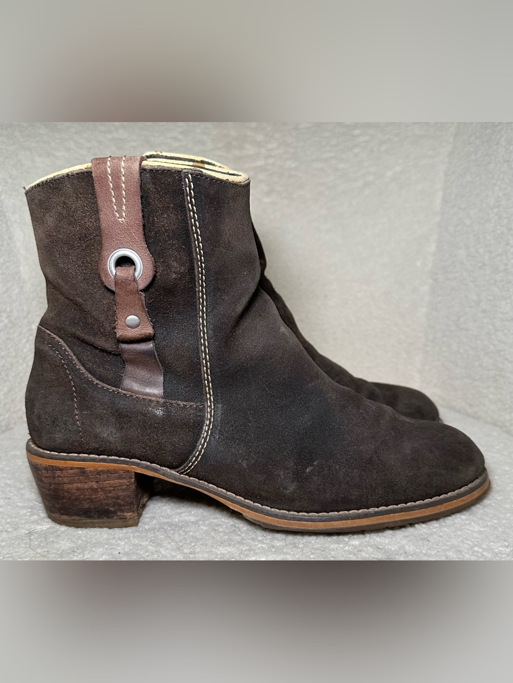 Red Wing Brown Suede Leather Western Harness Ankle Boots Booties Fall Zipper 7.5